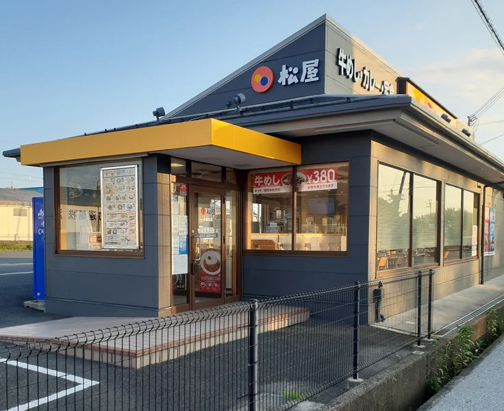 松屋 五個荘店、松のや併設店として約24日ぶりに営業再開